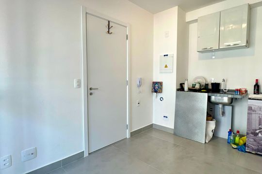 Sala de kitnet/studio à venda com 1 quarto, 30m² em Pinheiros, São Paulo