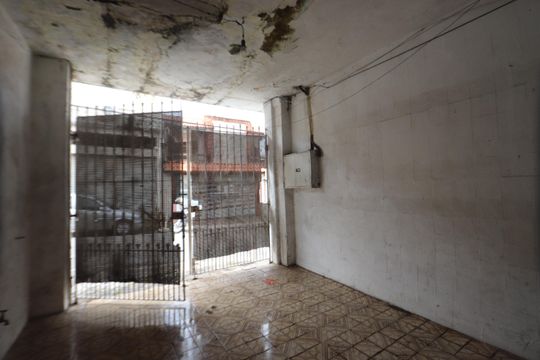 Garagem - Casa 3 de casa à venda com 7 quartos, 250m² em Jardim Vila Formosa, São Paulo