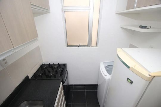 Cozinha de apartamento para alugar com 2 quartos, 48m² em Areal, Pelotas