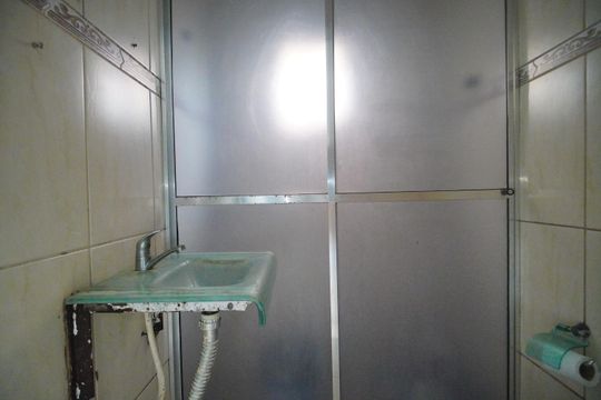 Banheiro de casa para alugar com 2 quartos, 68m² em Santa Teresa, São Leopoldo