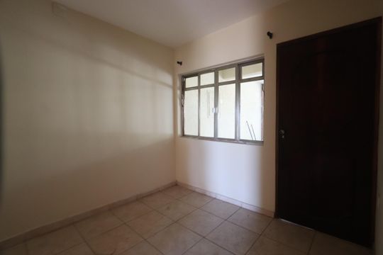 Sala de casa para alugar com 3 quartos, 150m² em Parque São Lucas, São Paulo