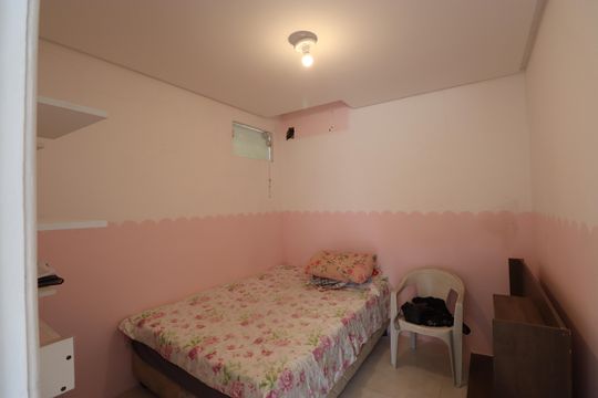 Quarto 2 de casa para alugar com 3 quartos, 110m² em São Cristóvão, Salvador