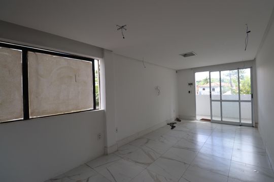 Sala  de casa para alugar com 3 quartos, 110m² em São Cristóvão, Salvador
