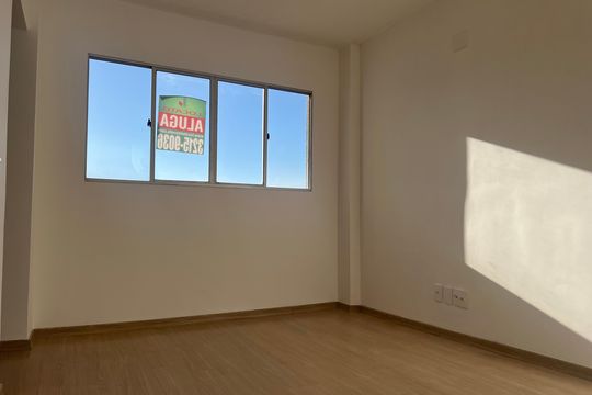 Sala de apartamento para alugar com 2 quartos, 60m² em Santa Catarina, Juiz de Fora