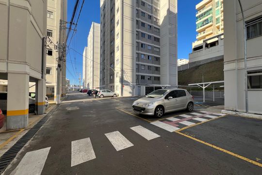 Garagem de apartamento para alugar com 2 quartos, 60m² em Santa Catarina, Juiz de Fora