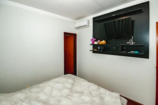 Apartamento à venda com 4 quartos, 144m² em Castelo, Belo Horizonte