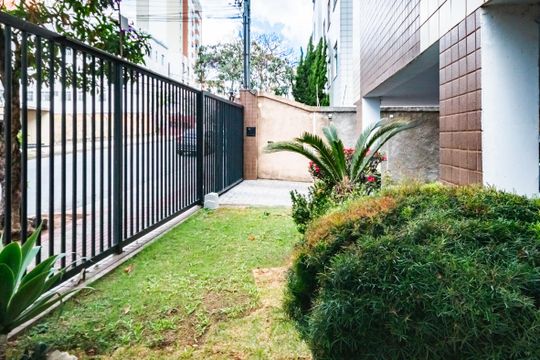 Apartamento à venda com 4 quartos, 144m² em Castelo, Belo Horizonte