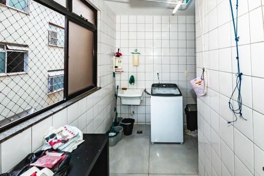 Apartamento à venda com 4 quartos, 144m² em Castelo, Belo Horizonte