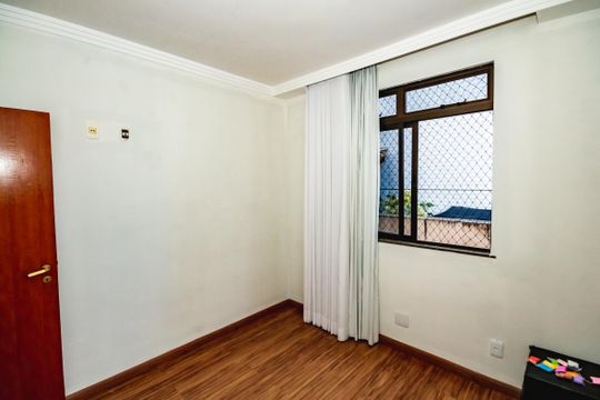 Apartamento à venda com 4 quartos, 144m² em Castelo, Belo Horizonte