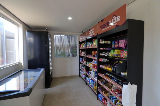 Área comum - Mercado de apartamento para alugar com 3 quartos, 69m² em Jardim Nosso Lar, São Paulo