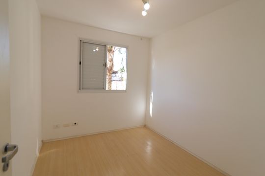 Quarto 3 de apartamento para alugar com 3 quartos, 69m² em Jardim Nosso Lar, São Paulo