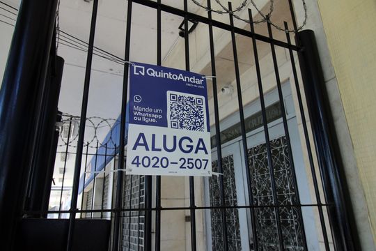 Placa de apartamento para alugar com 2 quartos, 72m² em Vicente de Carvalho, Rio de Janeiro