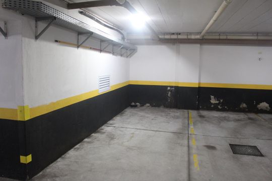 Garagem de apartamento à venda com 2 quartos, 43m² em Santa Maria, São Caetano do Sul