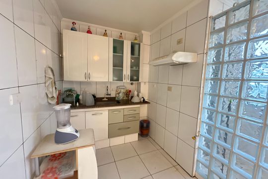 Cozinha de apartamento para alugar com 2 quartos, 72m² em Itararé, São Vicente