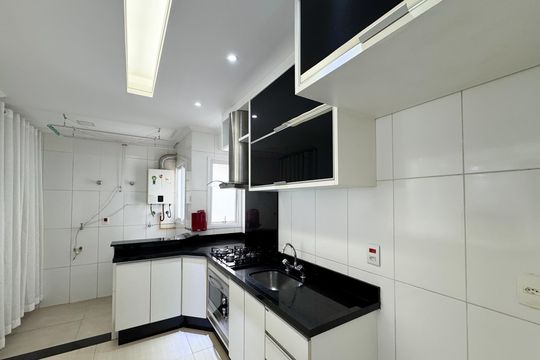 Cozinha  de apartamento à venda com 2 quartos, 85m² em Vila Euclides, São Bernardo do Campo