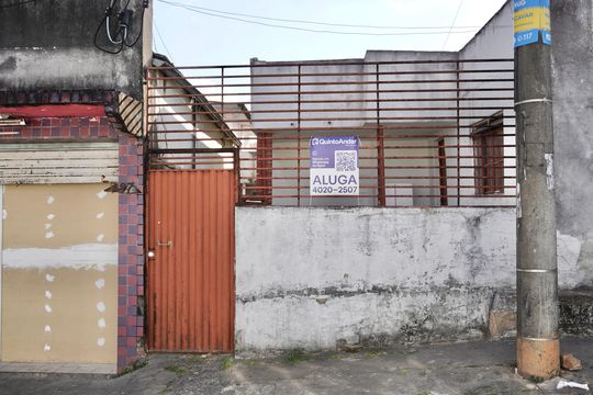 Instalação de placa 5A: foto 3 de kitnet/studio para alugar com 1 quarto, 50m² em Sagrada Família, Belo Horizonte