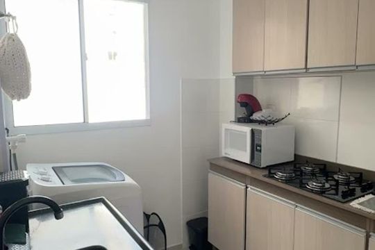 Cozinha de apartamento para alugar com 2 quartos, 40m² em Jansen, Gravataí