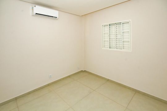 Casa para alugar com 1 quarto, 57m² em Itamarati, Belo Horizonte