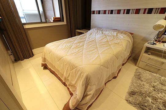 Quarto  de apartamento à venda com 1 quarto, 59m² em Petrópolis, Porto Alegre