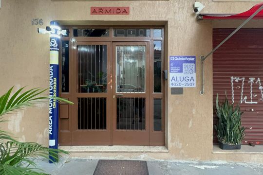 Fachada de apartamento para alugar com 1 quarto, 60m² em Sumaré, São Paulo