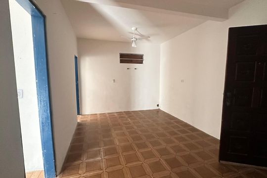 Casa para alugar com 2 quartos, 80m² em Jardim São Luís, São Paulo