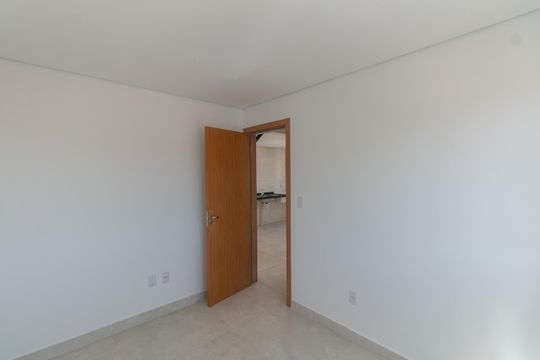 Apartamento à venda com 2 quartos, 100m² em Arvoredo, Contagem
