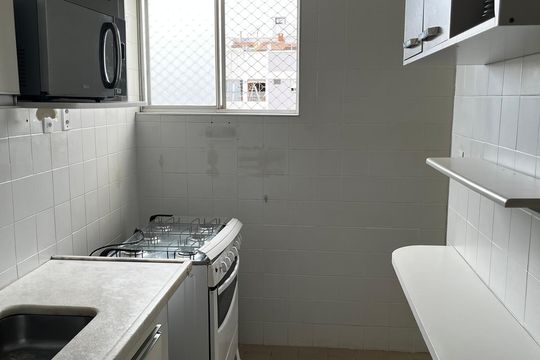 Cozinha de apartamento para alugar com 1 quarto, 50m² em Bosque, Campinas