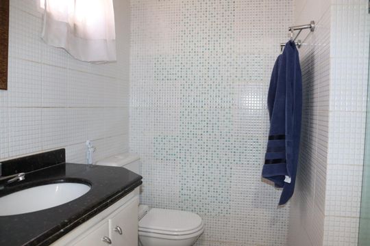 Casa à venda com 3 quartos, 279m² em Jardim América, Goiânia