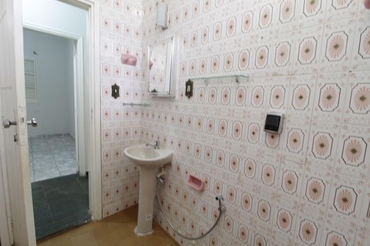 Banheiro Social de casa para alugar com 6 quartos, 380m² em Saraiva, Uberlândia
