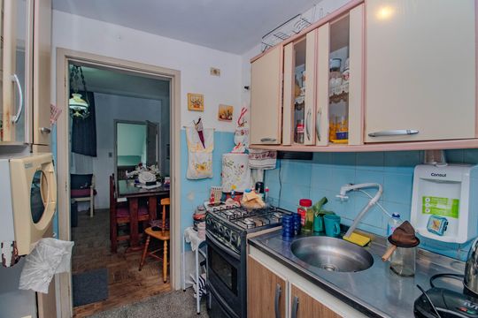 Cozinha e Área de Serviço de apartamento à venda com 2 quartos, 64m² em Rubem Berta, Porto Alegre