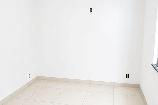 Quarto de kitnet/studio para alugar com 1 quarto, 50m² em Ramos, Rio de Janeiro