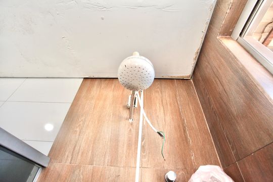 Banheiro da Suíte de casa para alugar com 3 quartos, 92m² em Industrial Itau, Contagem