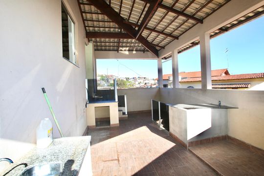 Cozinha e Área de Serviço de casa para alugar com 3 quartos, 92m² em Industrial Itau, Contagem