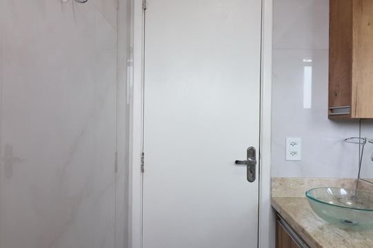Banheiro Social de apartamento para alugar com 2 quartos, 49m² em Vila Goncalves, São Bernardo do Campo