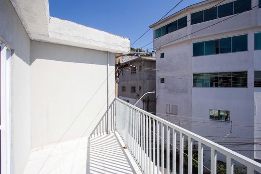 Varanda de casa para alugar com 2 quartos, 45m² em Campanário, Diadema