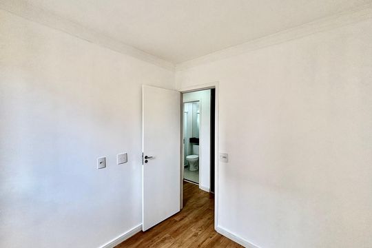Quarto 2 de apartamento à venda com 2 quartos, 40m² em Jardim Helena, São Paulo