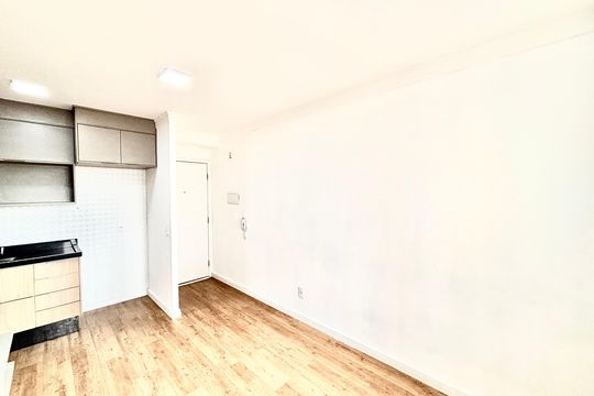 Sala de apartamento à venda com 2 quartos, 40m² em Jardim Helena, São Paulo
