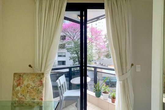 Varanda de apartamento para alugar com 1 quarto, 42m² em Cerqueira César, São Paulo