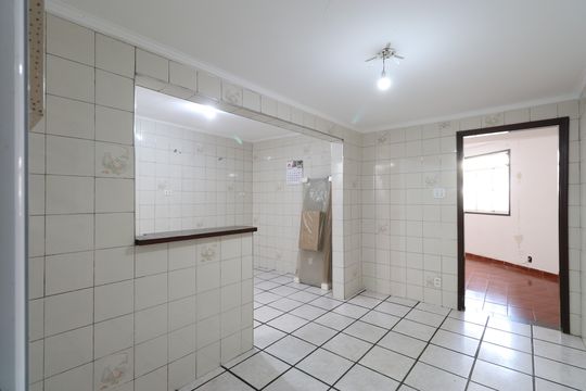 Cozinha  de casa à venda com 2 quartos, 75m² em Vila Anglo Brasileira, São Paulo