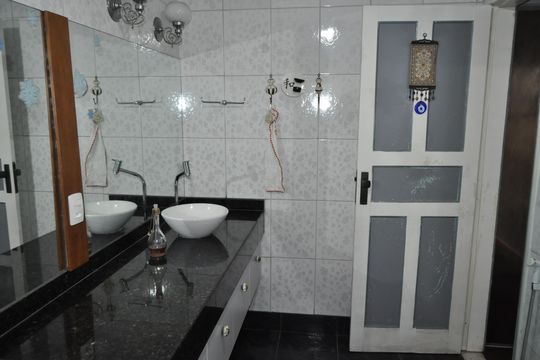 Casa à venda com 3 quartos, 200m² em Piedade, Rio de Janeiro
