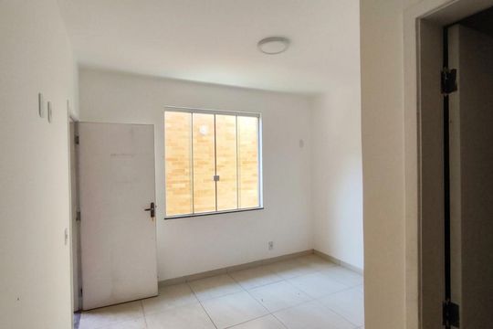 Sala de kitnet/studio para alugar com 1 quarto, 23m² em Ramos, Rio de Janeiro