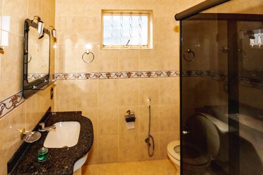 Casa para alugar com 4 quartos, 384m² em Copacabana, Belo Horizonte