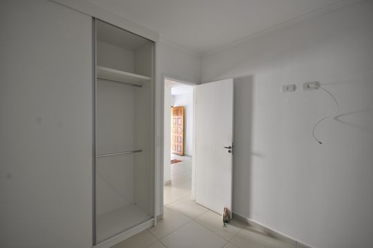 Quarto 2 de casa de condomínio à venda com 2 quartos, 60m² em Parque Vitoria, São Paulo