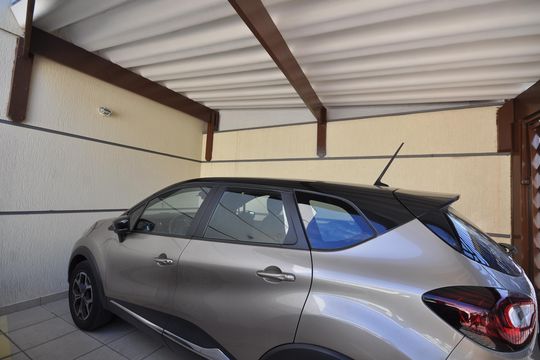 Garagem de casa de condomínio à venda com 2 quartos, 60m² em Parque Vitoria, São Paulo