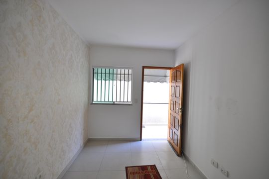 Sala de casa de condomínio à venda com 2 quartos, 60m² em Parque Vitoria, São Paulo