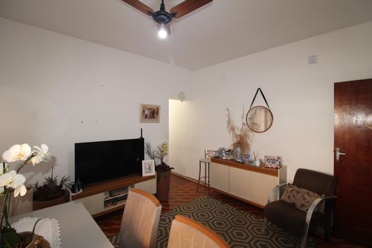 Casa à venda com 4 quartos, 150m² em Jardim Peri, São Paulo