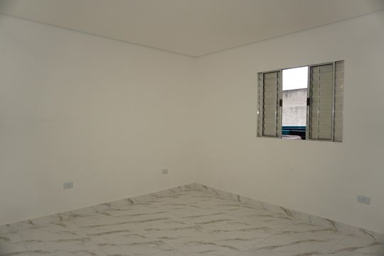 Quarto de casa para alugar com 1 quarto, 45m² em Jardim Sao Luiz, Embu das Artes