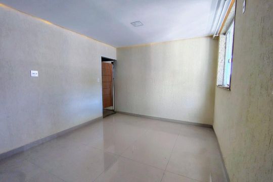 Sala de casa de condomínio à venda com 3 quartos, 99m² em Todos os Santos, Rio de Janeiro