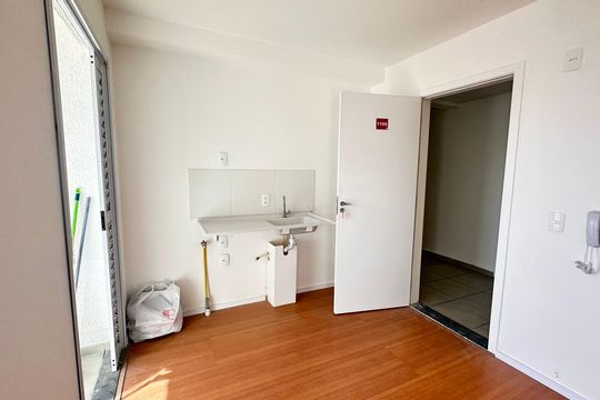 Apartamento à venda com 2 quartos, 28m² em Vila das Belezas, São Paulo