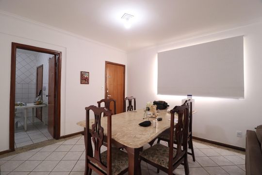 Sala de apartamento para alugar com 3 quartos, 104m² em Daniel Fonseca, Uberlândia